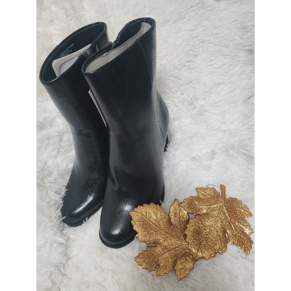 Journee Collection Dark Green Womens Boots Size 9W